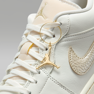 NIKE公式】エア ジョーダン 1 LOW SE ウィメンズシューズ.オンライン